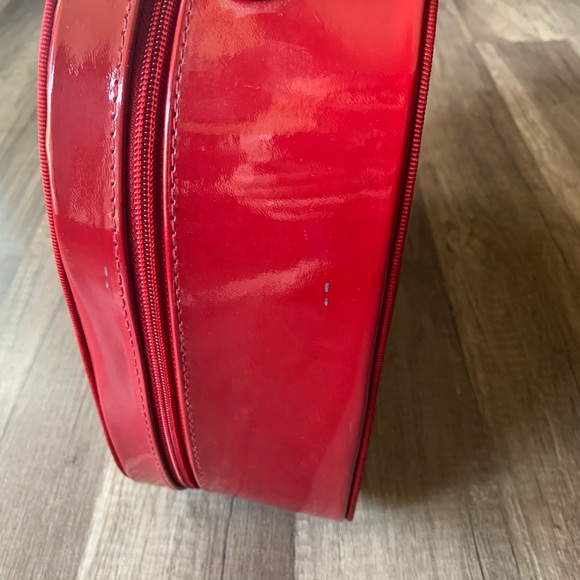 Estée Lauder red makeup travel bag - Picture 4 of 6